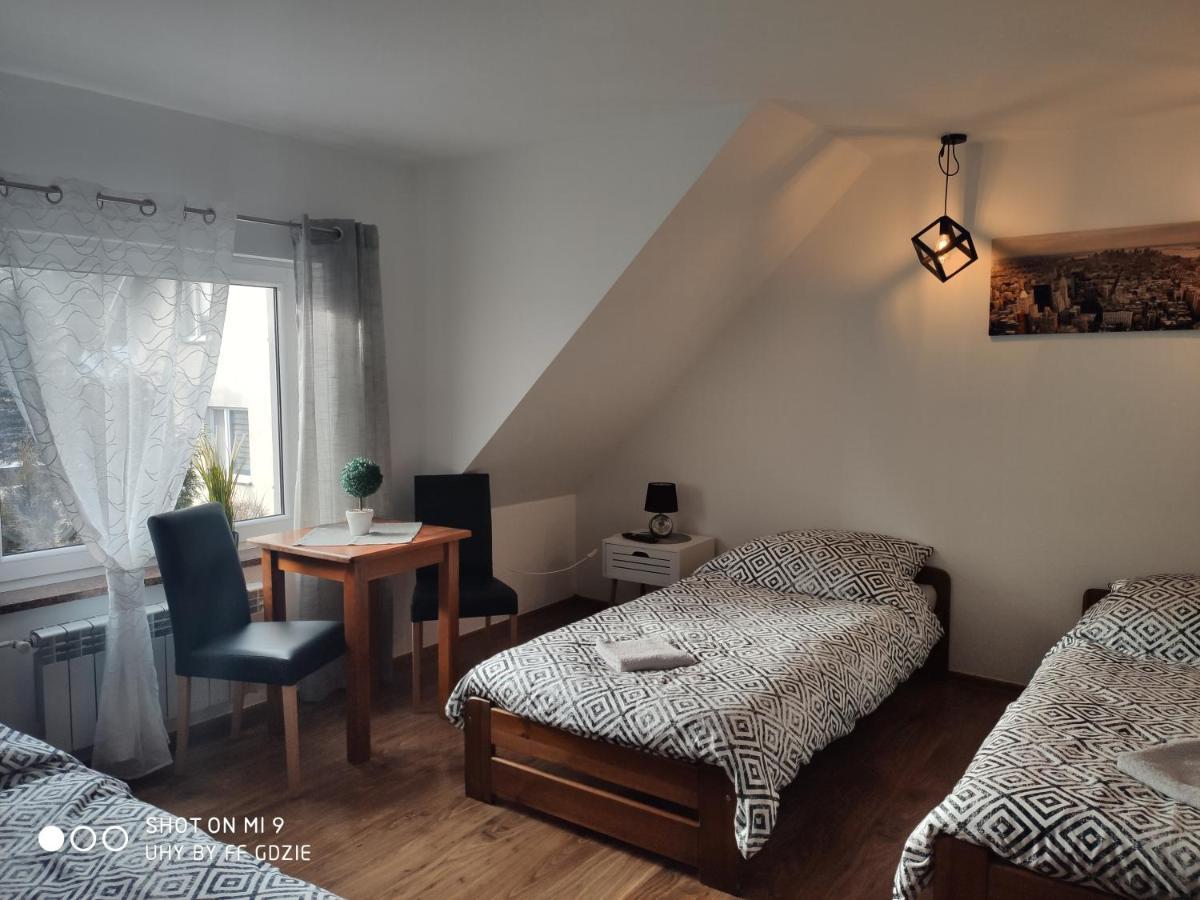 Apartamenty Pod Sosnami Ostroda Miedzylesie 6Os Номер фото